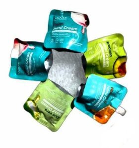 کرم مرطوب کننده و ابرسان دست  ساندیسی