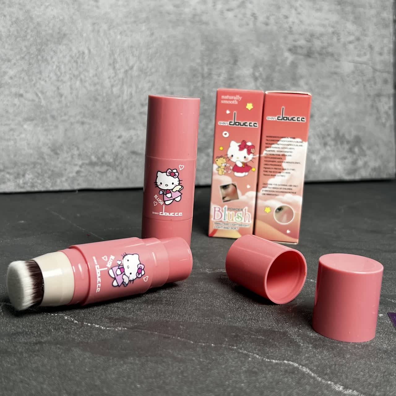 رژگونه استیکی